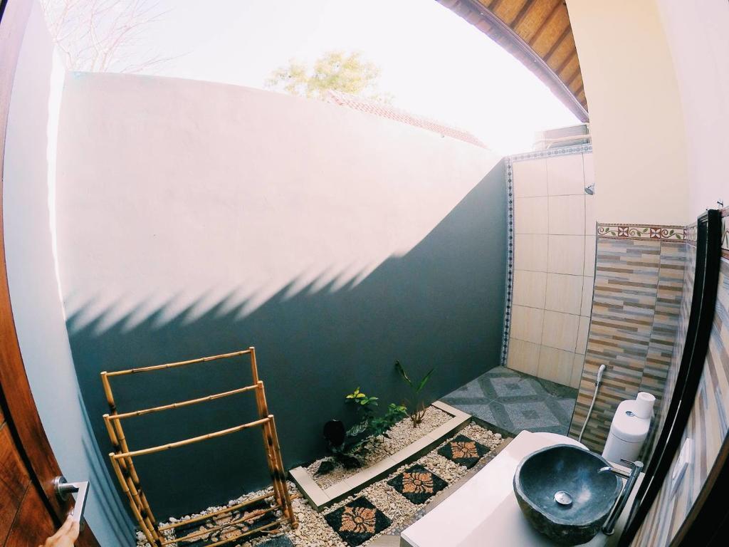 Pandawa Lembongan Homestay エクステリア 写真